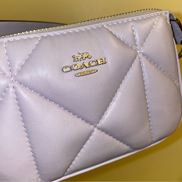 Coach mini wristlet New - Picture 4 of 9